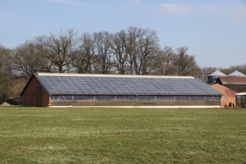 photovoltaik-bahrenborstel-002.jpg
